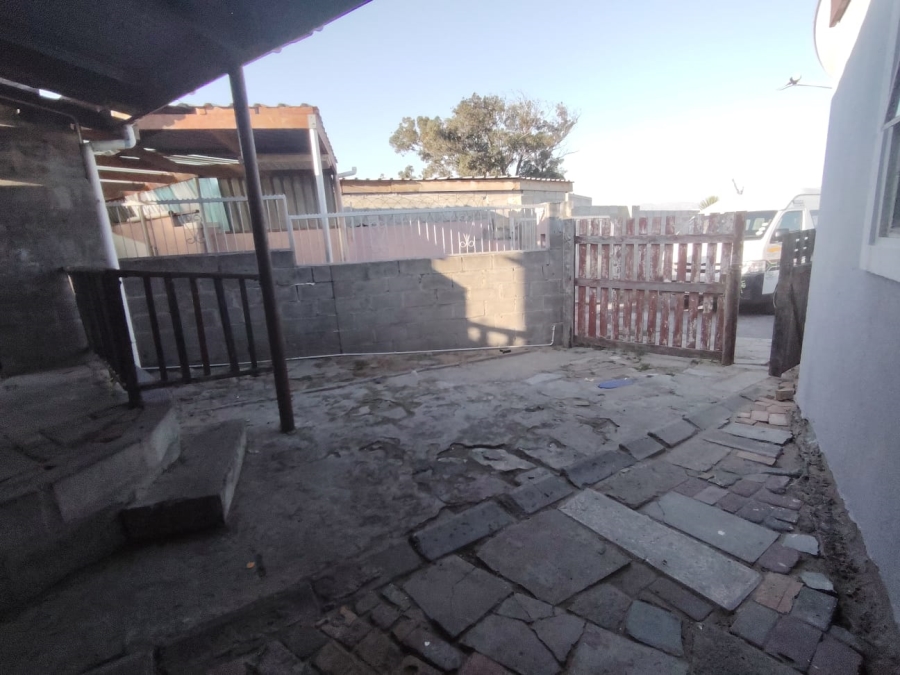 2 Bedroom Property for Sale in Wesbank Western Cape